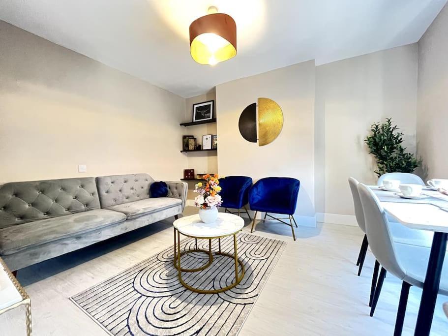 Central Winchester Serviced Apartments Exteriér fotografie